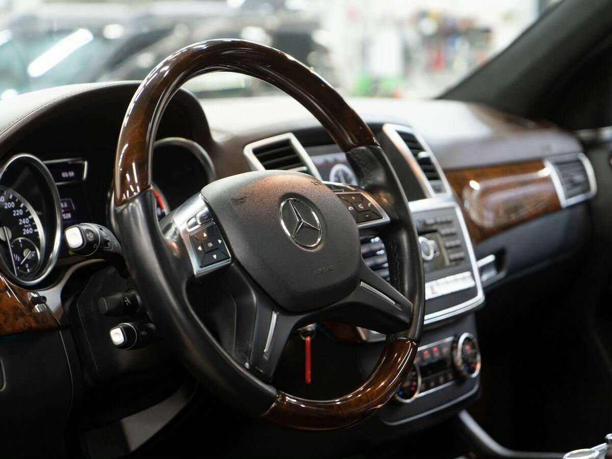 Mercedes-Benz GL-Класс с пробегом — 2013 год. Фото: #4