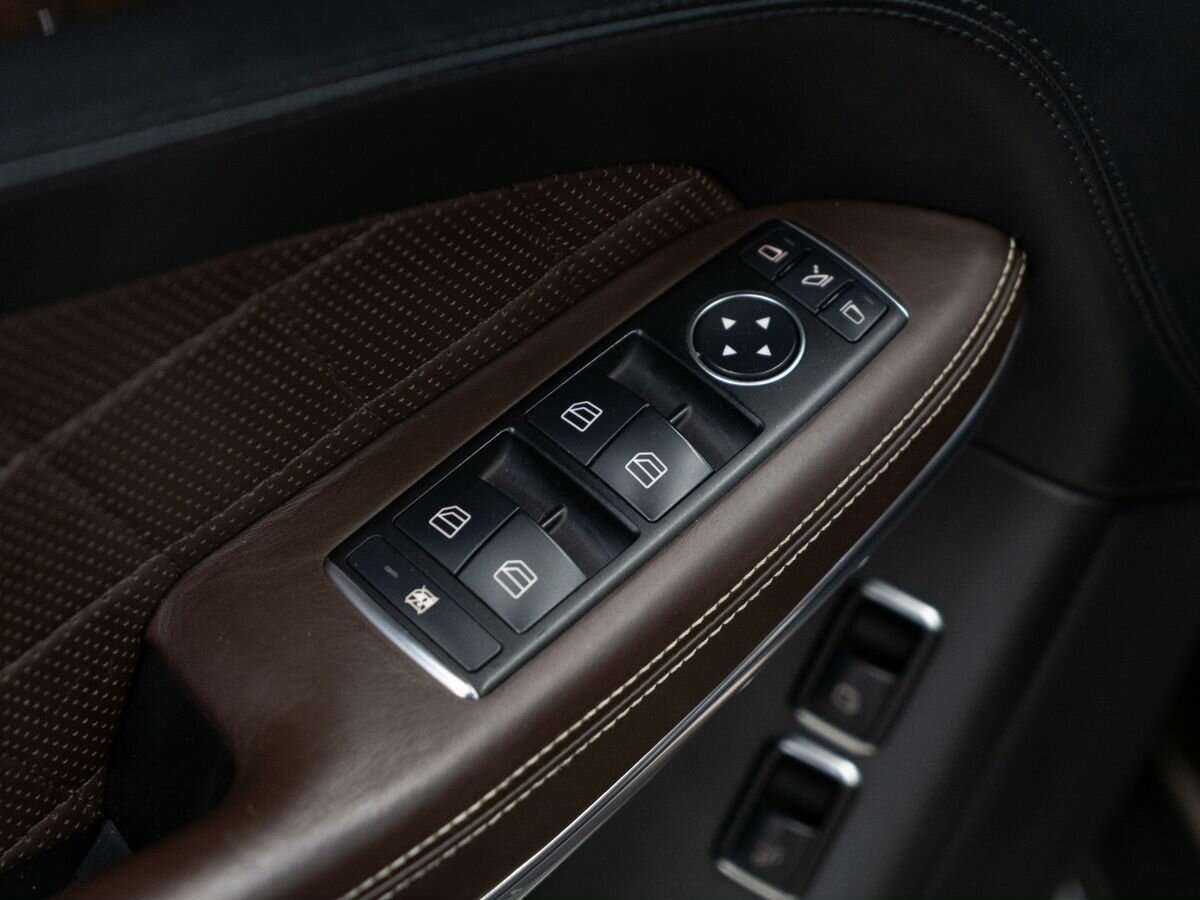 Mercedes-Benz GL-Класс с пробегом — 2013 год. Фото: #18