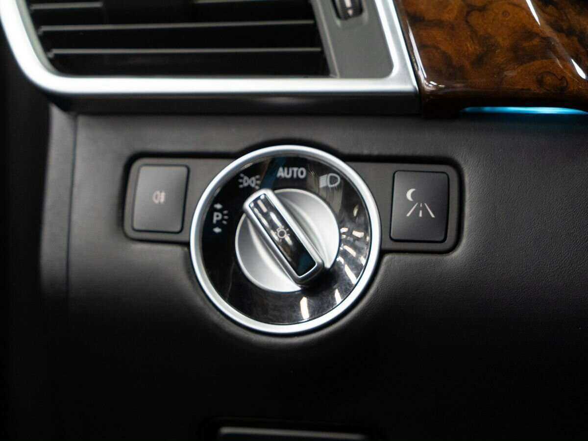 Mercedes-Benz GL-Класс с пробегом — 2013 год. Фото: #20