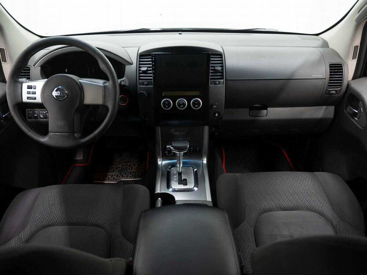Nissan Pathfinder с пробегом — 2011 год. Фото: #12
