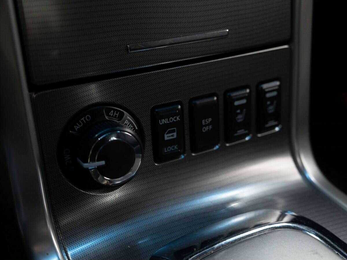 Nissan Pathfinder с пробегом — 2011 год. Фото: #20