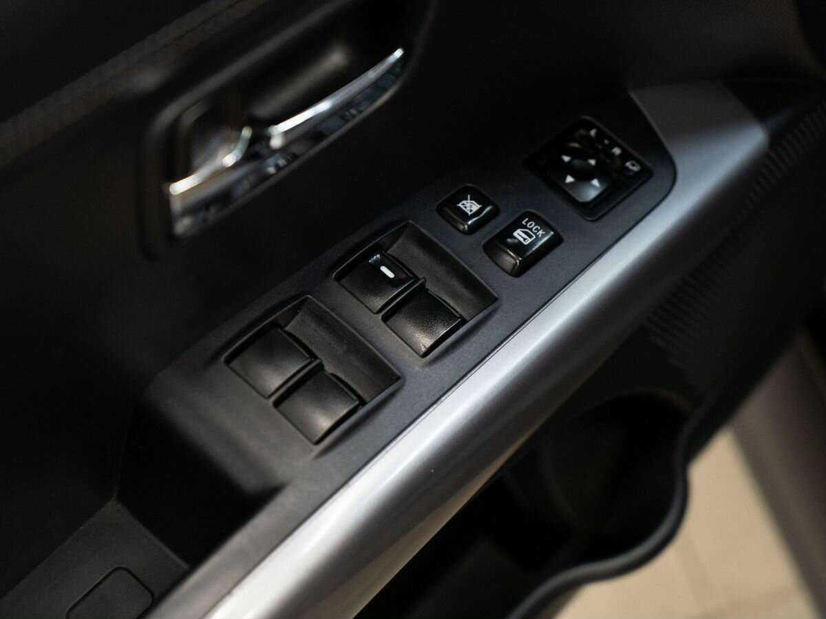 Mitsubishi Outlander с пробегом — 2011 год. Фото: #13