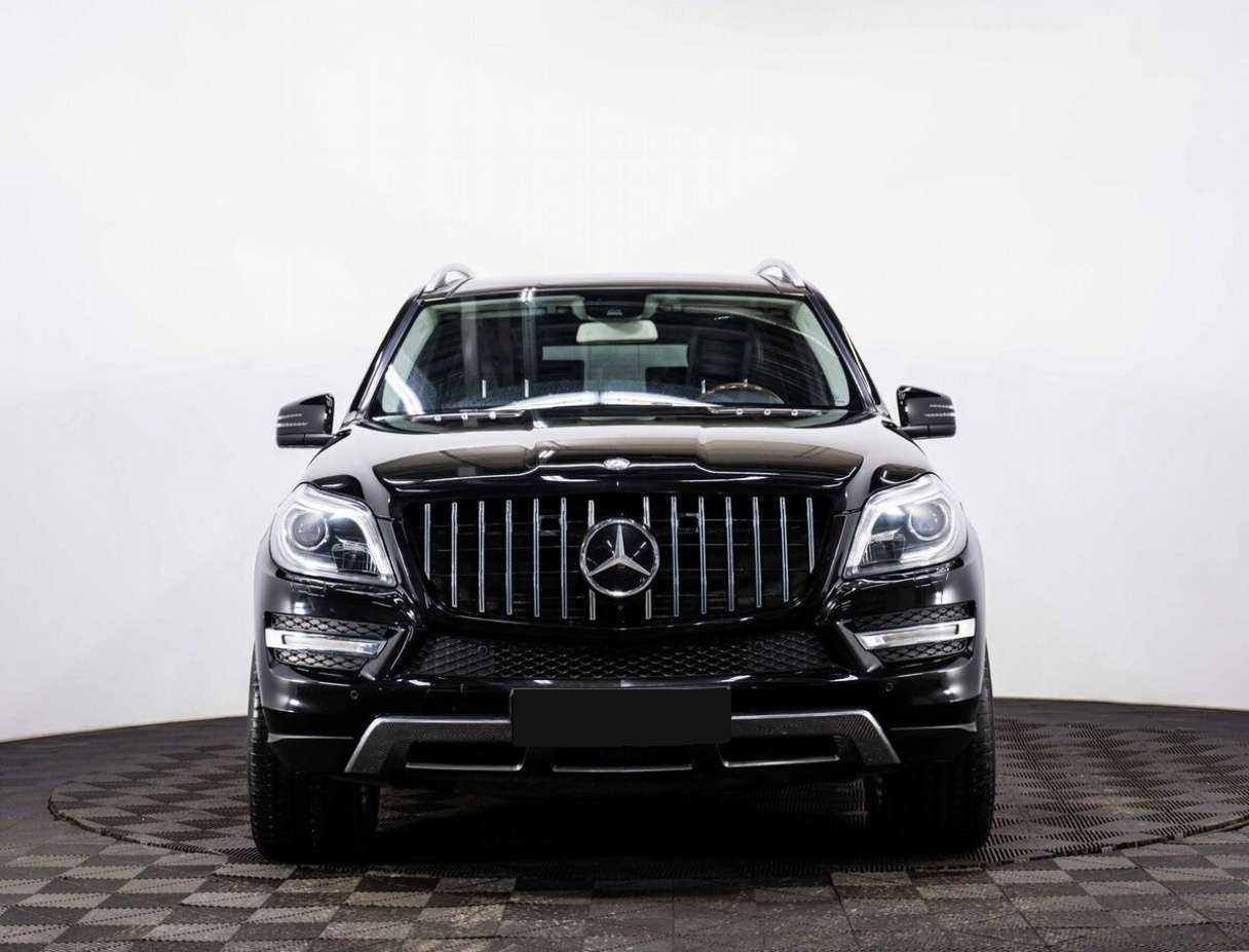 Mercedes-Benz GL-Класс с пробегом — 2013 год. Фото: #1