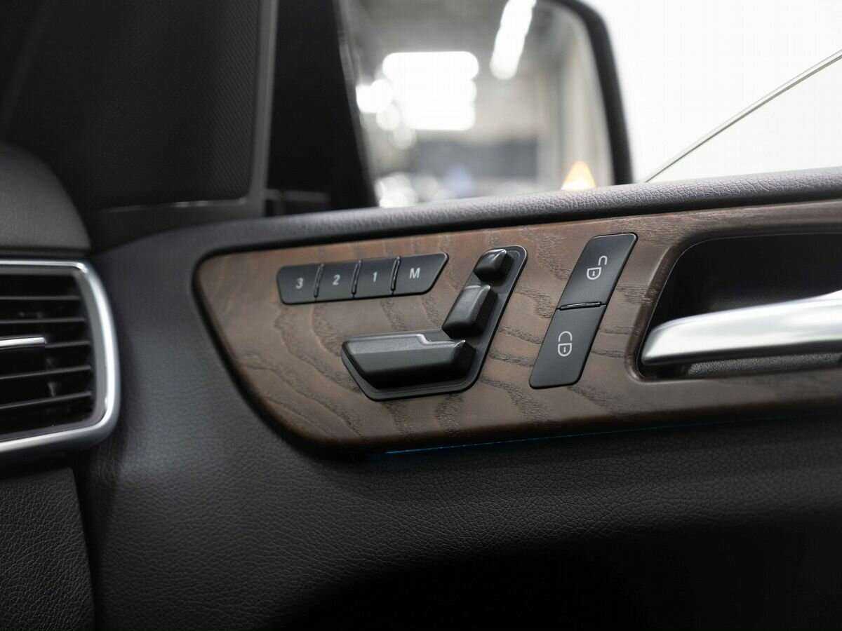 Mercedes-Benz GL-Класс с пробегом — 2013 год. Фото: #13