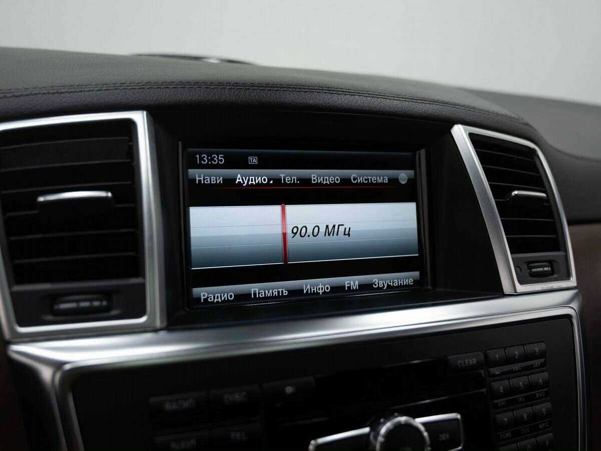 Mercedes-Benz GL-Класс с пробегом — 2013 год. Фото: #20