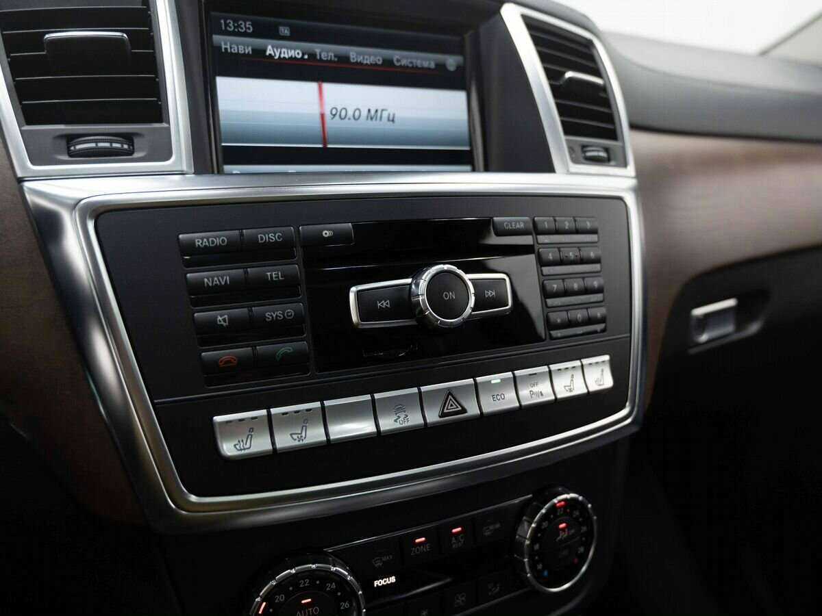 Mercedes-Benz GL-Класс с пробегом — 2013 год. Фото: #21