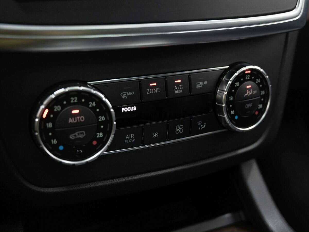 Mercedes-Benz GL-Класс с пробегом — 2013 год. Фото: #22