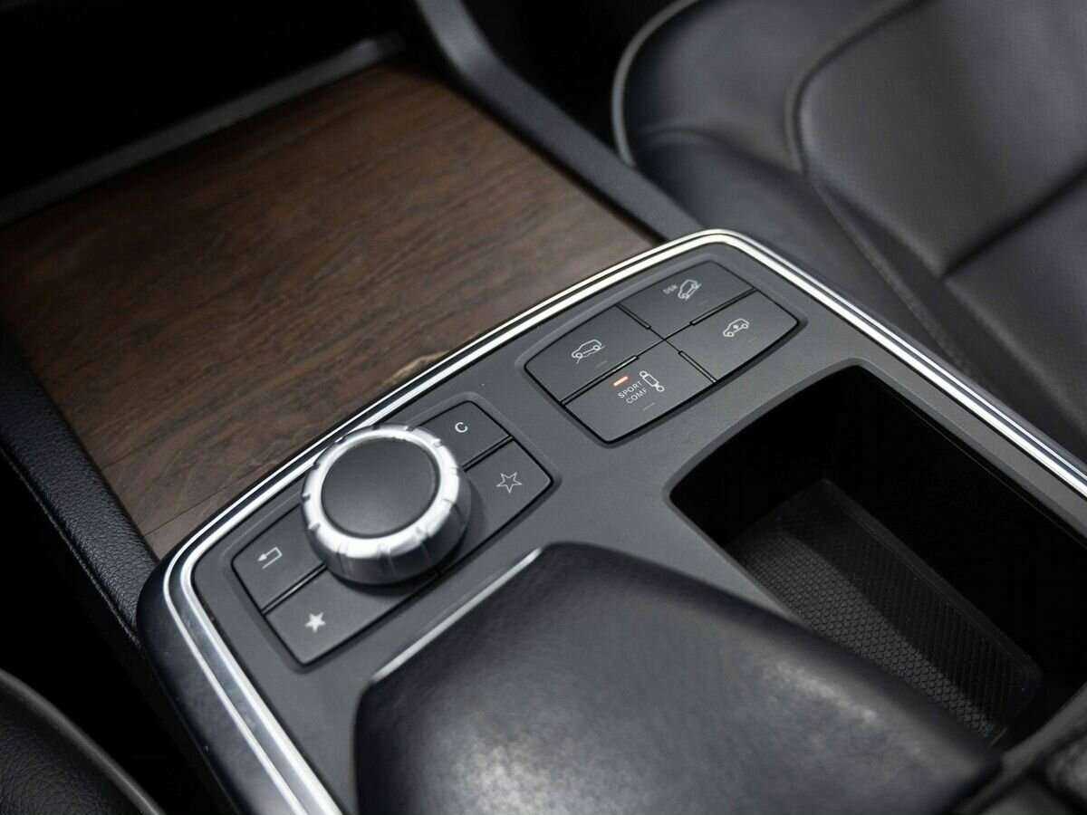 Mercedes-Benz GL-Класс с пробегом — 2013 год. Фото: #23