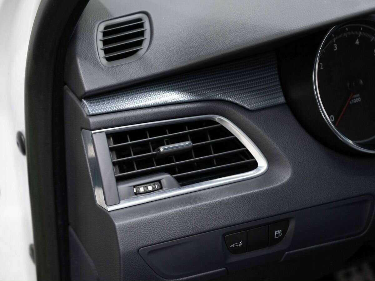 Peugeot 508 с пробегом — 2012 год. Фото: #17