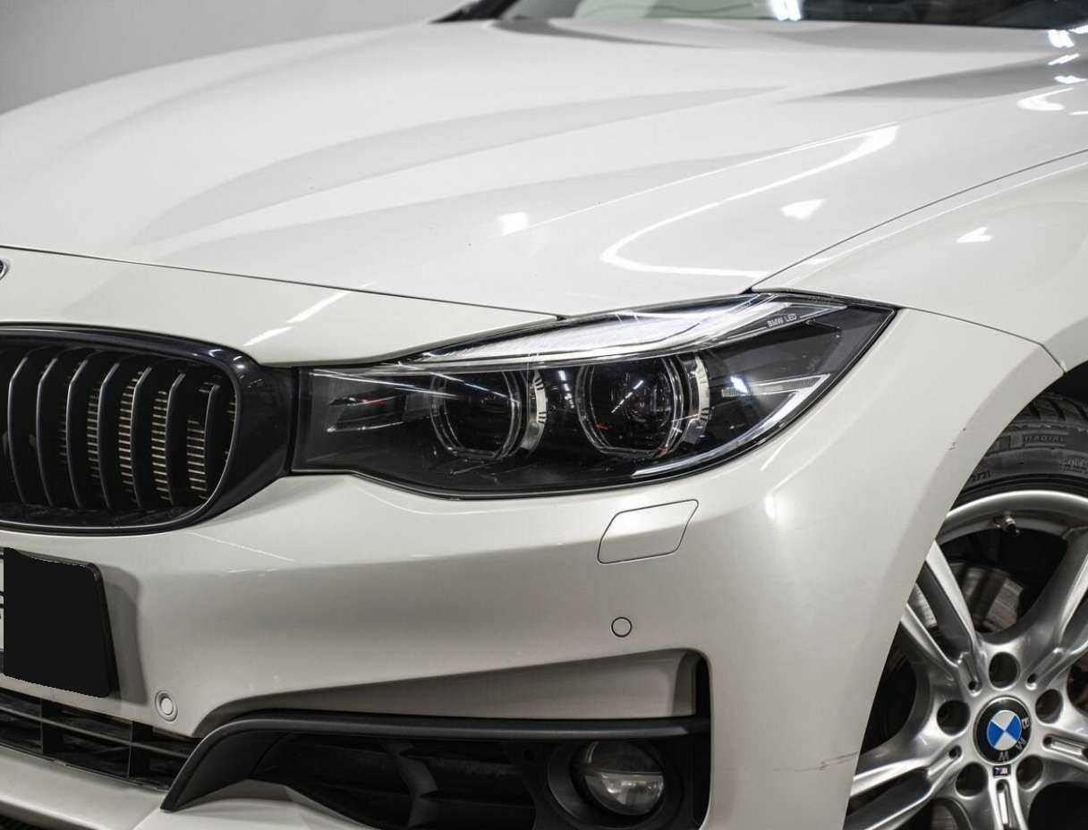 BMW 3 серии с пробегом — 2017 год. Фото: #7