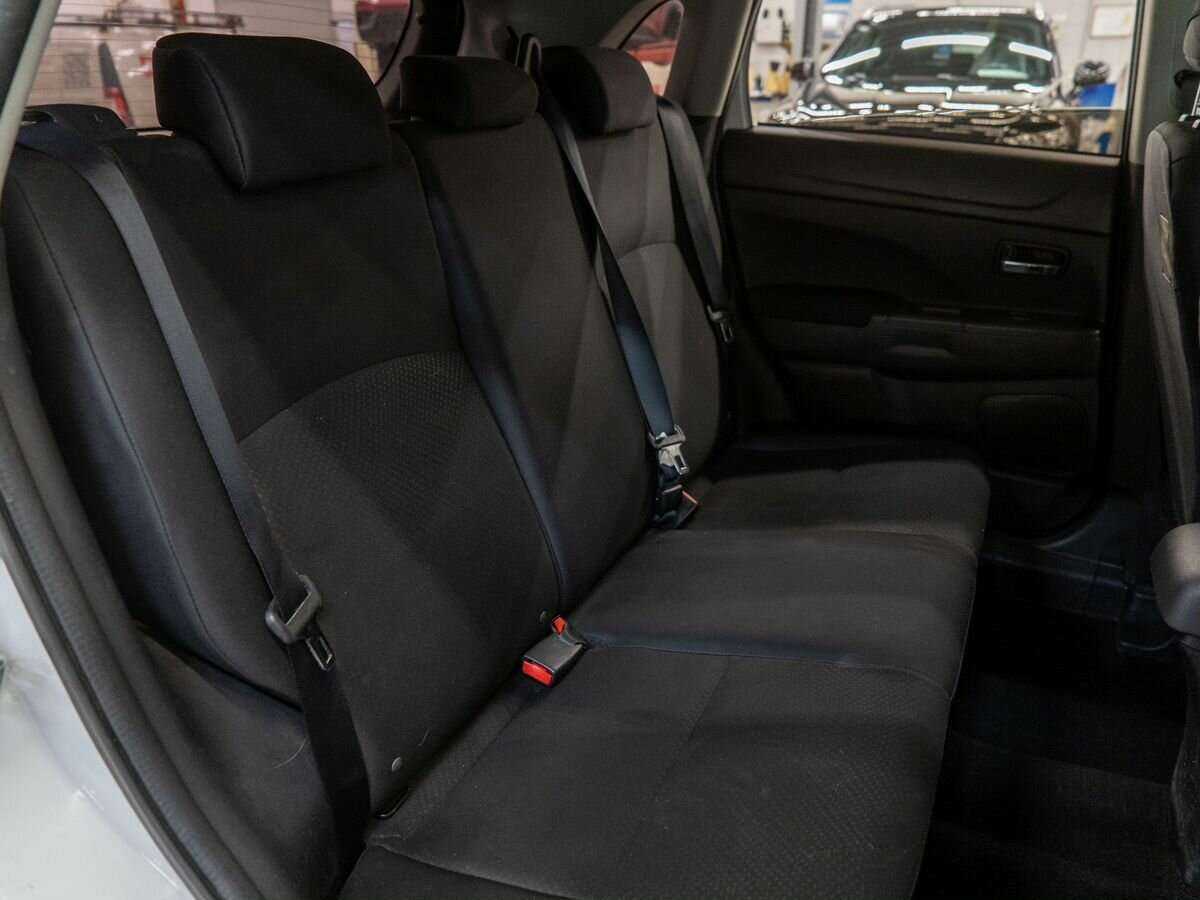 Mitsubishi ASX с пробегом — 2013 год. Фото: #7