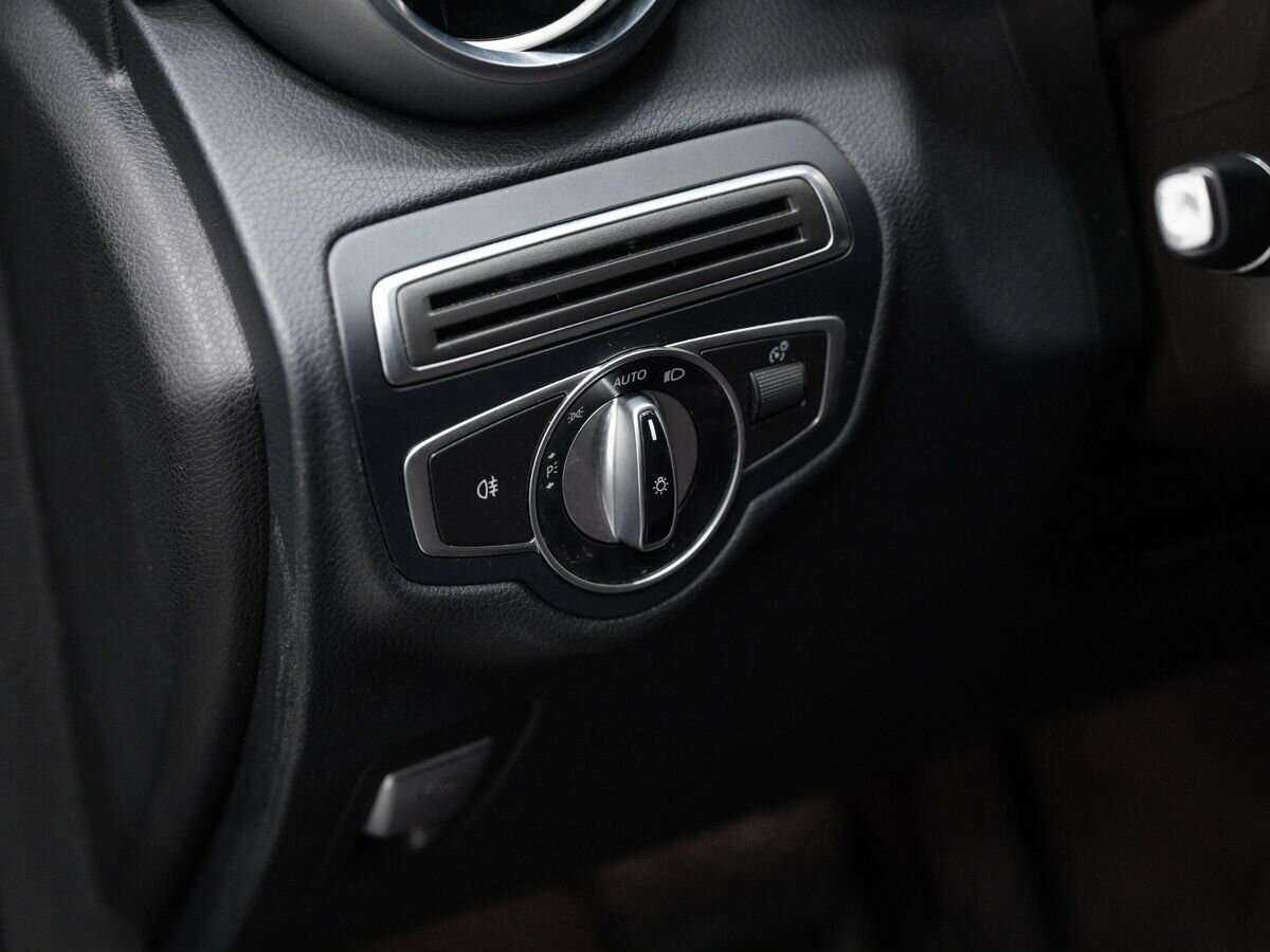 Mercedes-Benz GLC с пробегом — 2016 год. Фото: #15