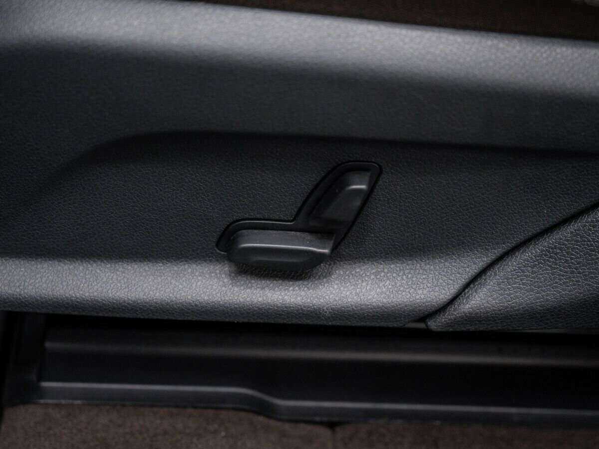 Mercedes-Benz GLC с пробегом — 2016 год. Фото: #17