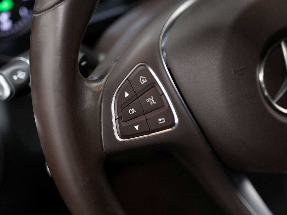 Mercedes-Benz GLC с пробегом — 2016 год. Фото: #18