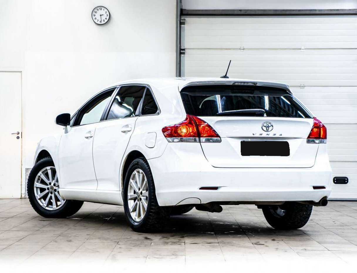 Toyota Venza с пробегом — 2010 год. Фото: #3