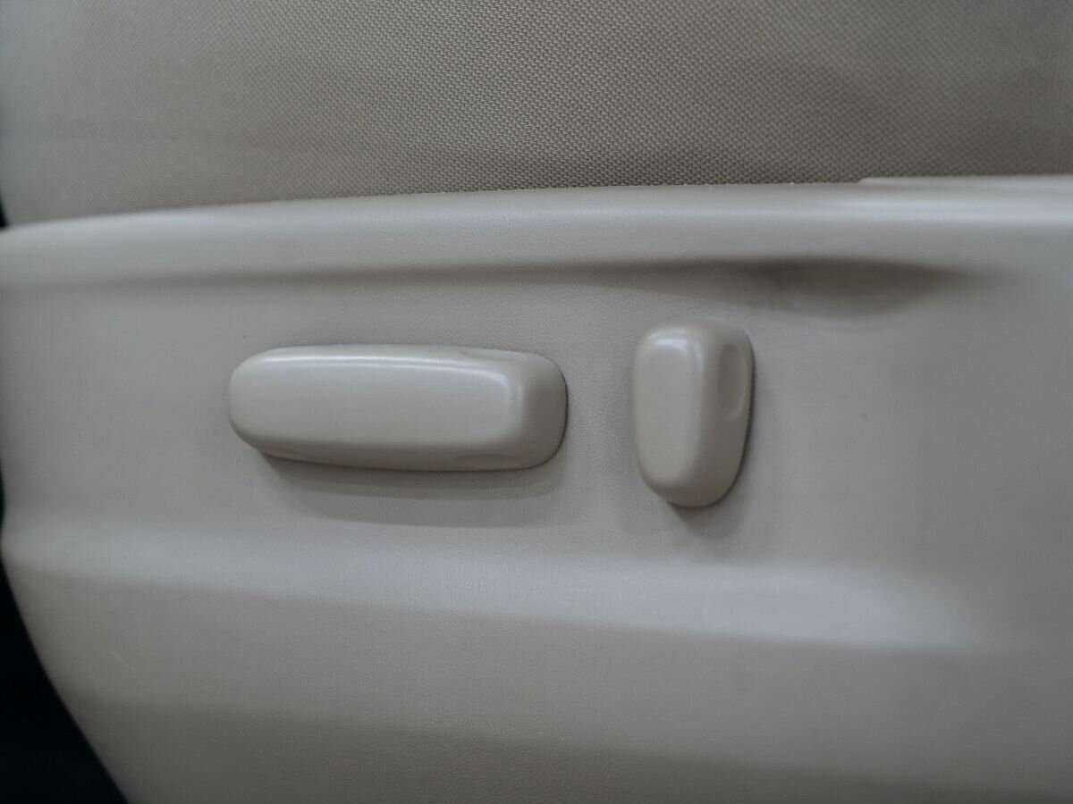 Toyota Venza с пробегом — 2010 год. Фото: #16