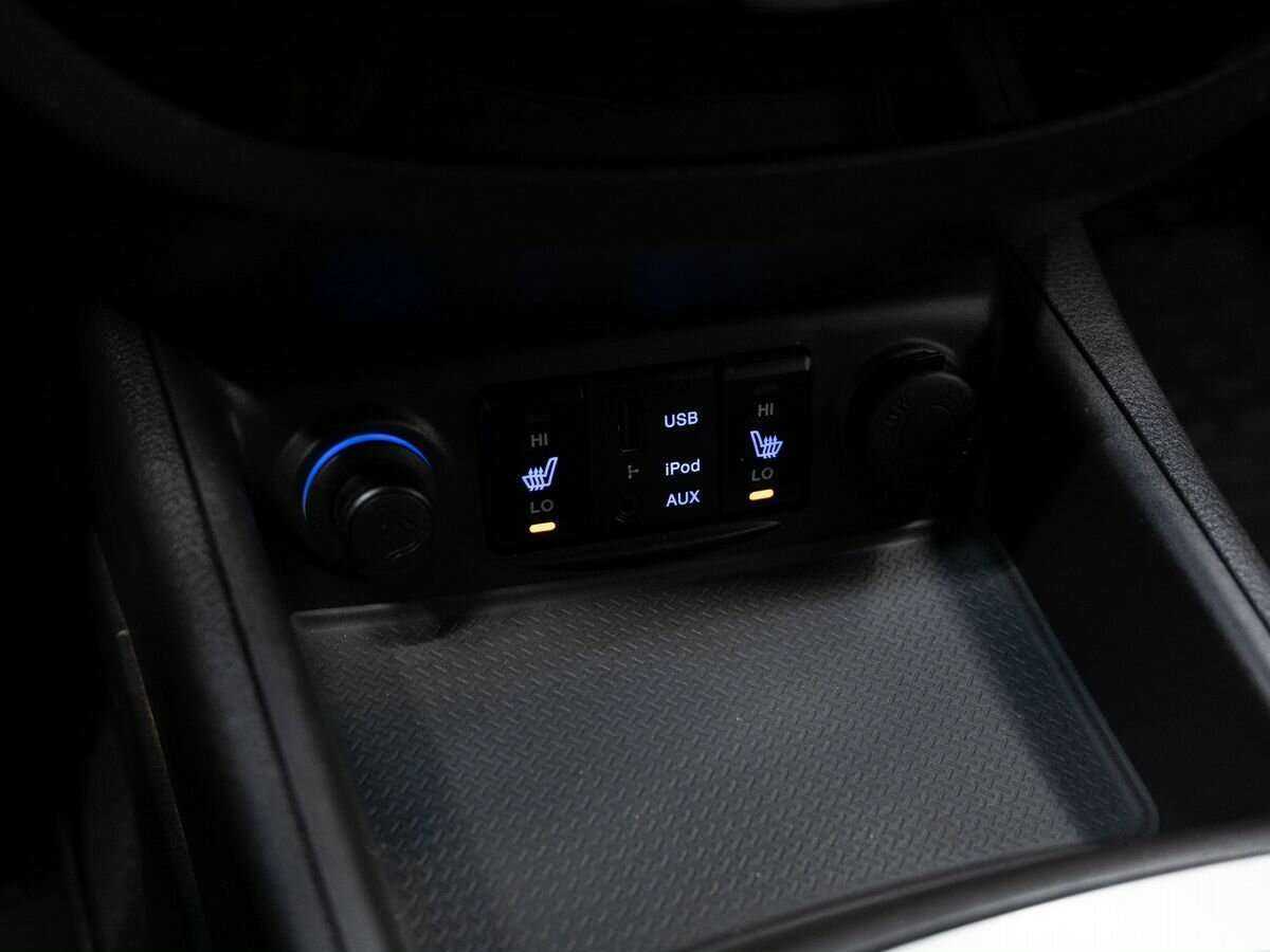 Hyundai Santa Fe с пробегом — 2010 год. Фото: #17