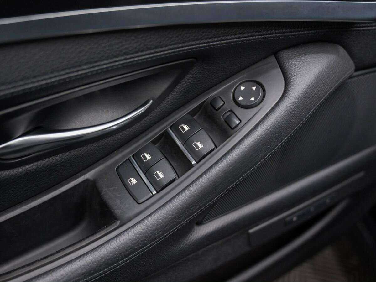 BMW 5 серии с пробегом — 2013 год. Фото: #10