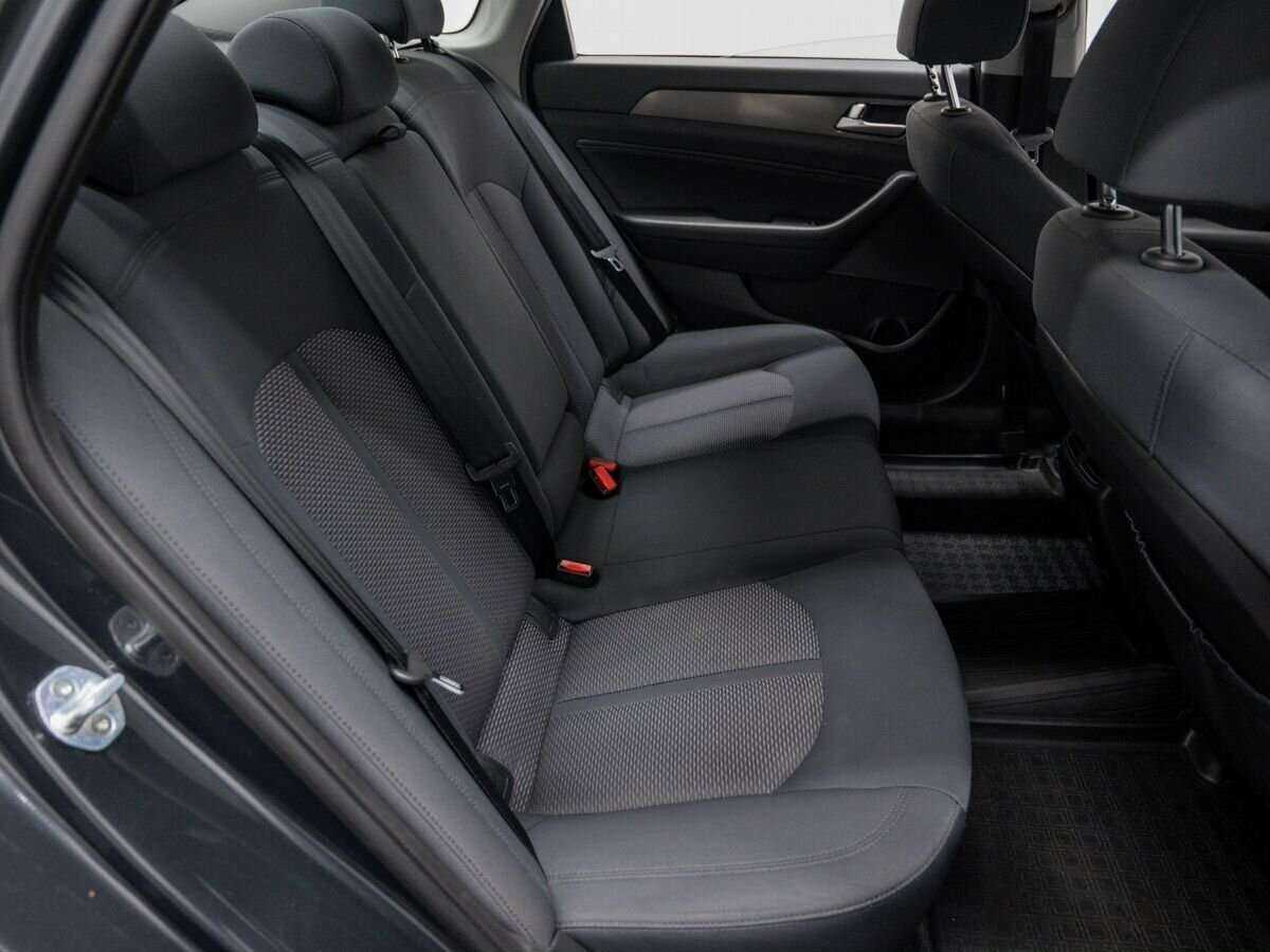 Hyundai Sonata с пробегом — 2017 год. Фото: #9