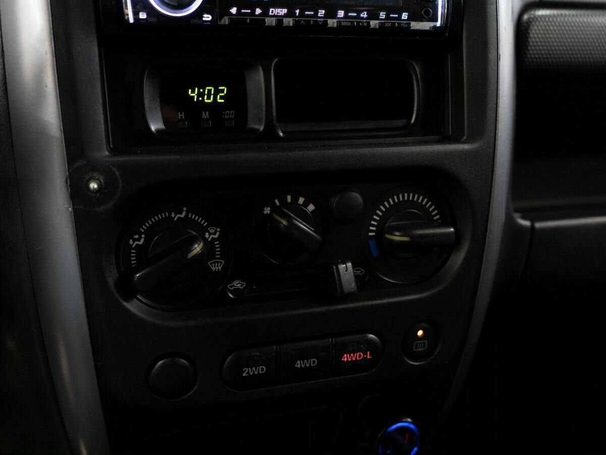 Suzuki Jimny с пробегом — 2009 год. Фото: #7