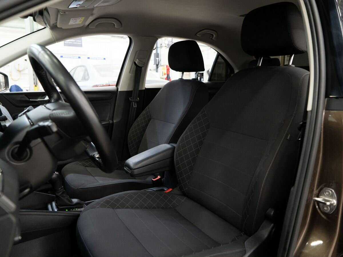 Skoda Rapid с пробегом — 2021 год. Фото: #5