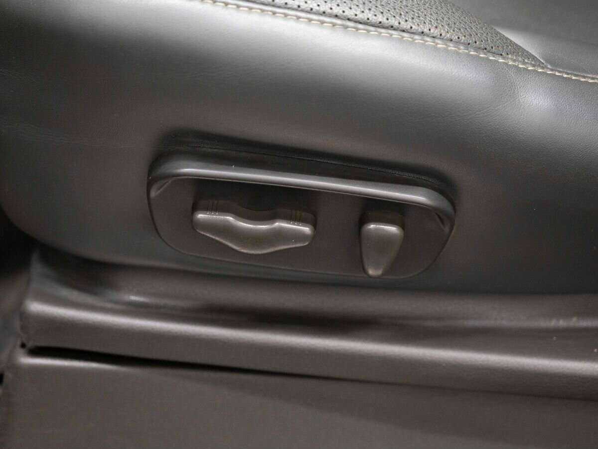 Nissan Pathfinder с пробегом — 2013 год. Фото: #15