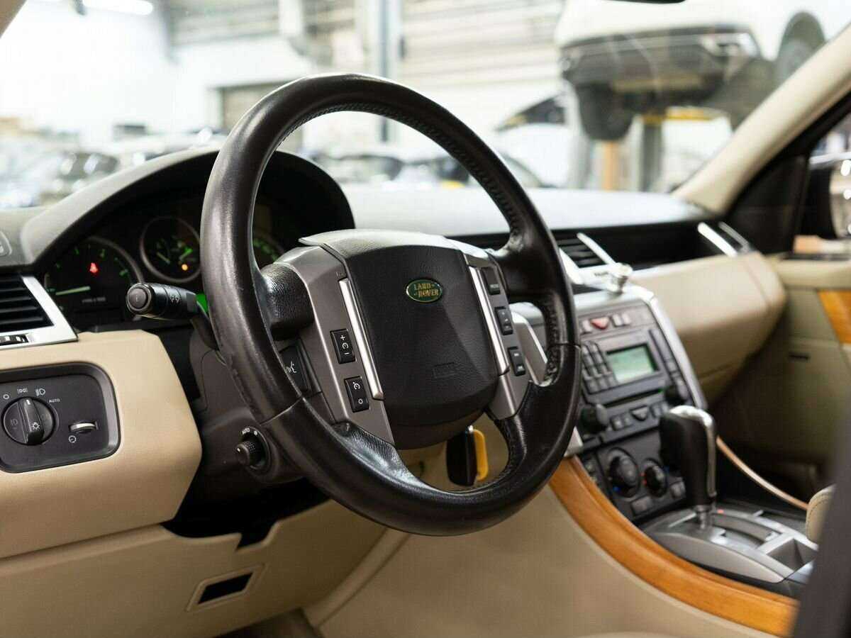 Land Rover Range Rover Sport с пробегом — 2008 год. Фото: #3