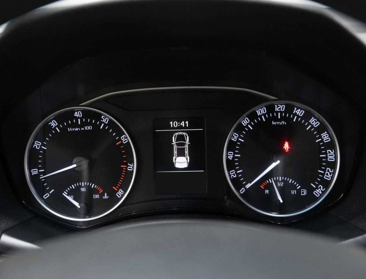 Skoda Octavia с пробегом — 2010 год. Фото: #16