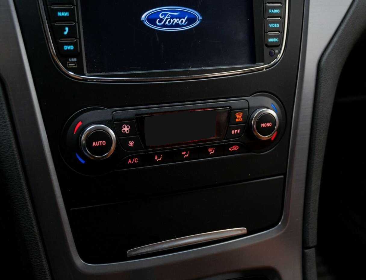 Ford Mondeo с пробегом — 2011 год. Фото: #20