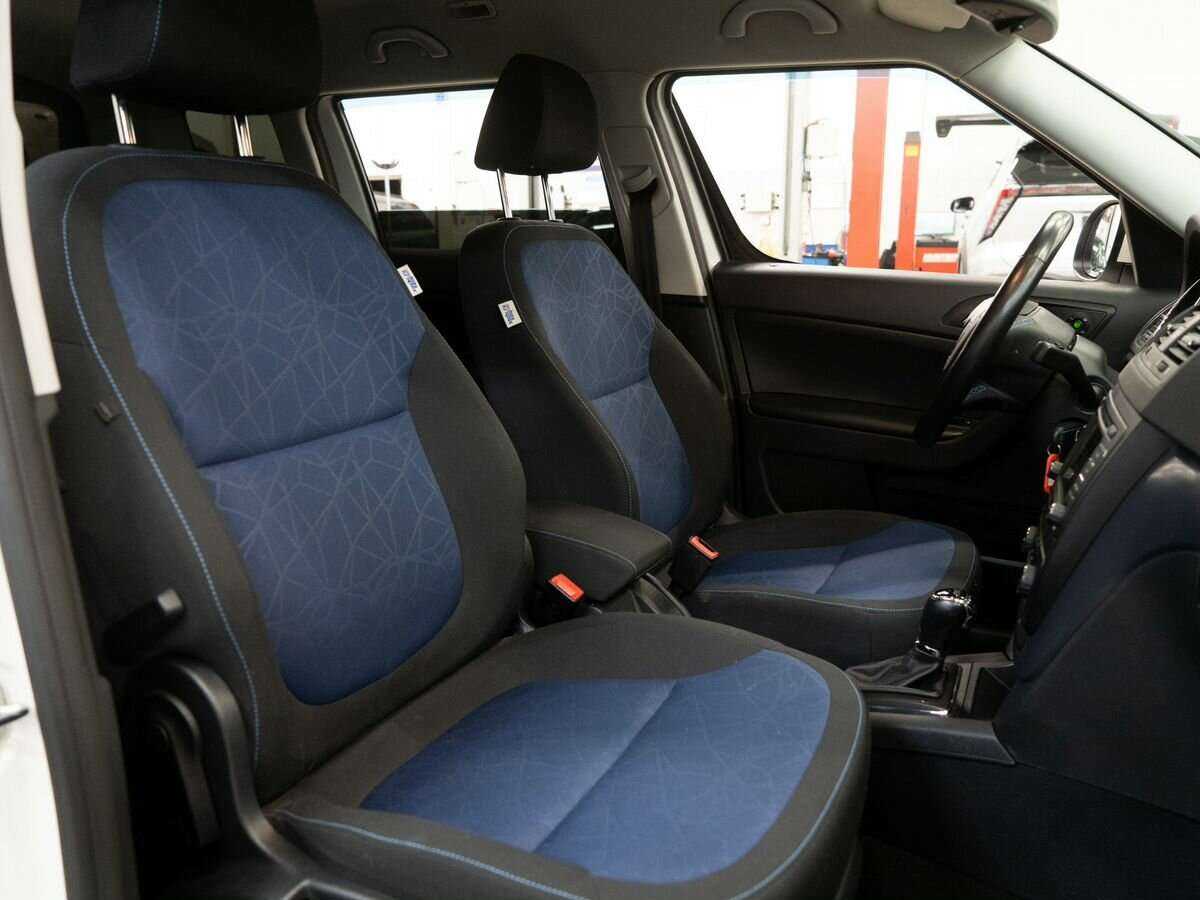 Skoda Yeti с пробегом — 2013 год. Фото: #8