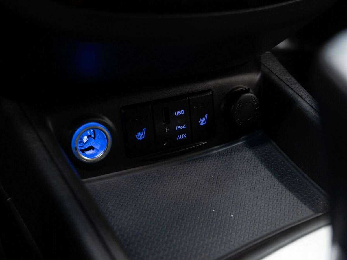 Hyundai Santa Fe с пробегом — 2011 год. Фото: #17