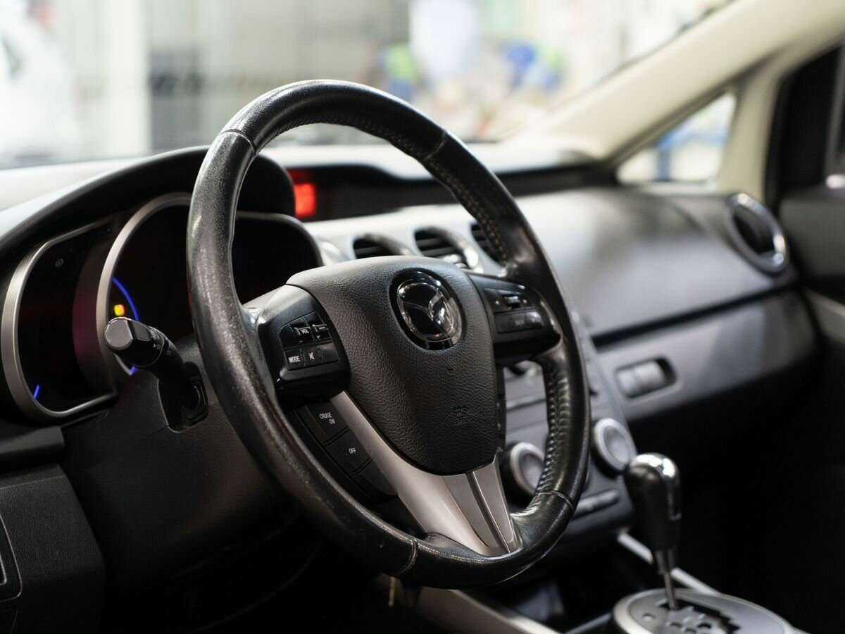 Mazda CX-7 с пробегом — 2010 год. Фото: #4