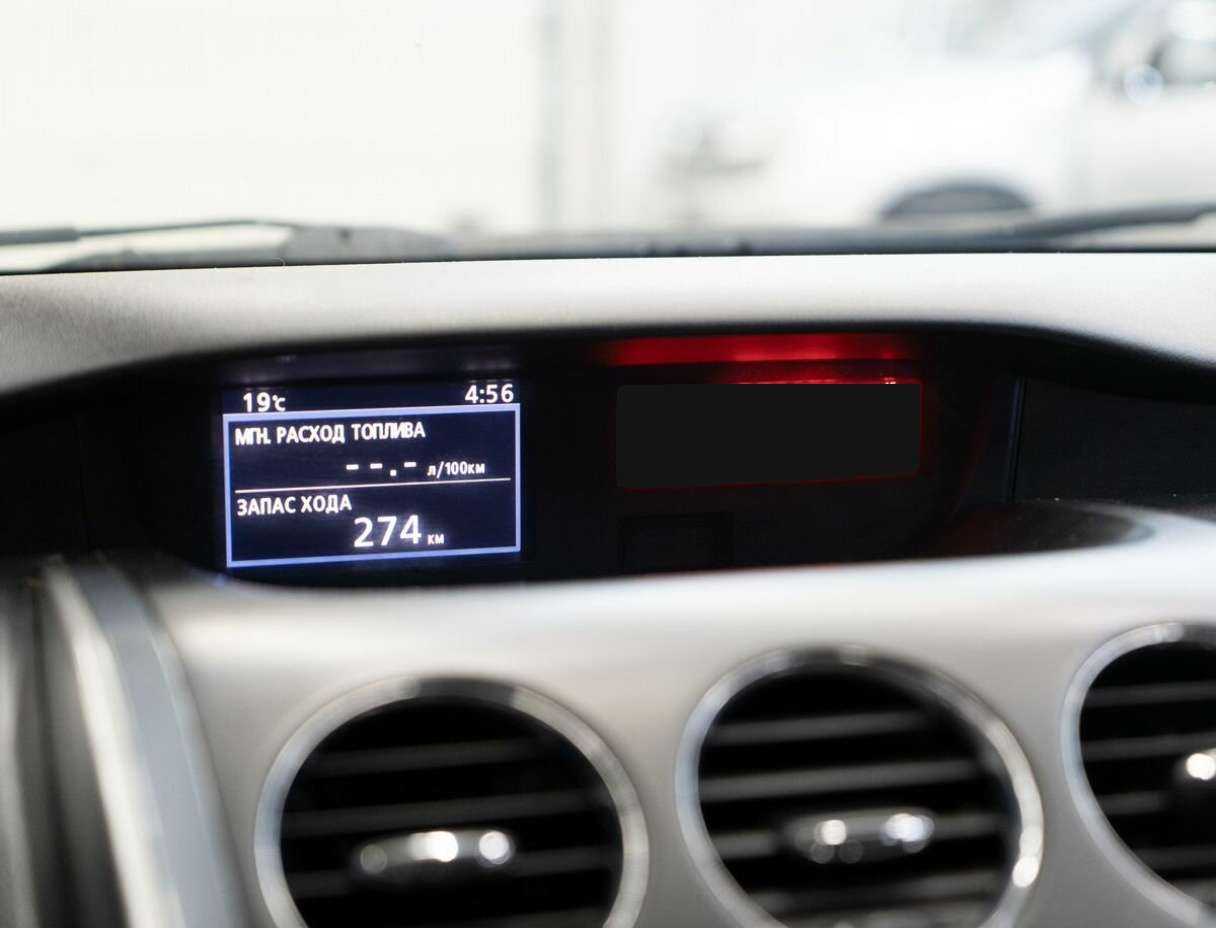 Mazda CX-7 с пробегом — 2010 год. Фото: #11