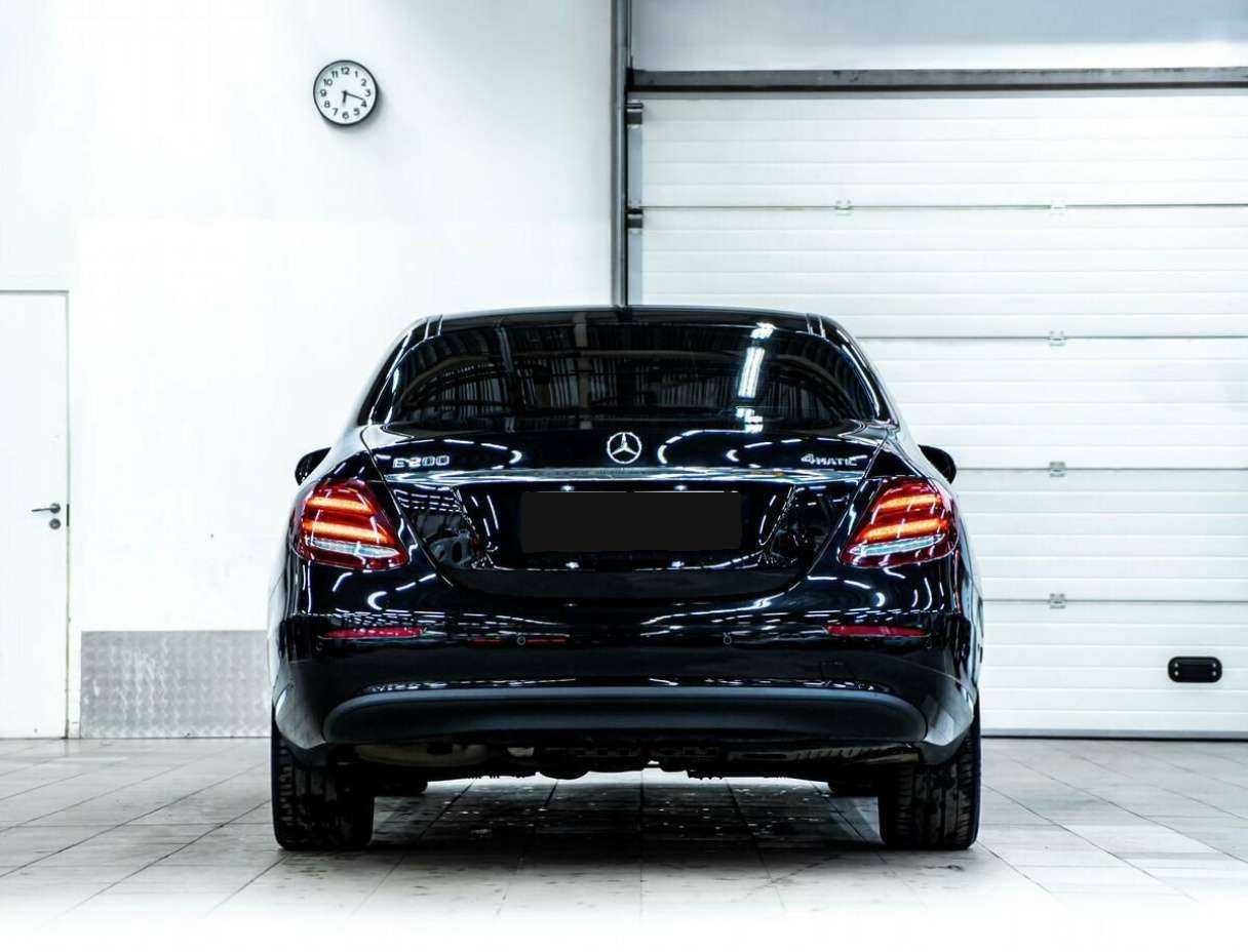 Mercedes-Benz E-Класс с пробегом — 2019 год. Фото: #4