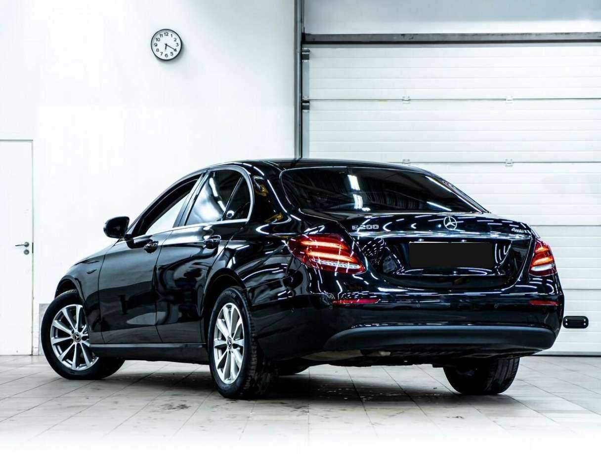 Mercedes-Benz E-Класс с пробегом — 2019 год. Фото: #5