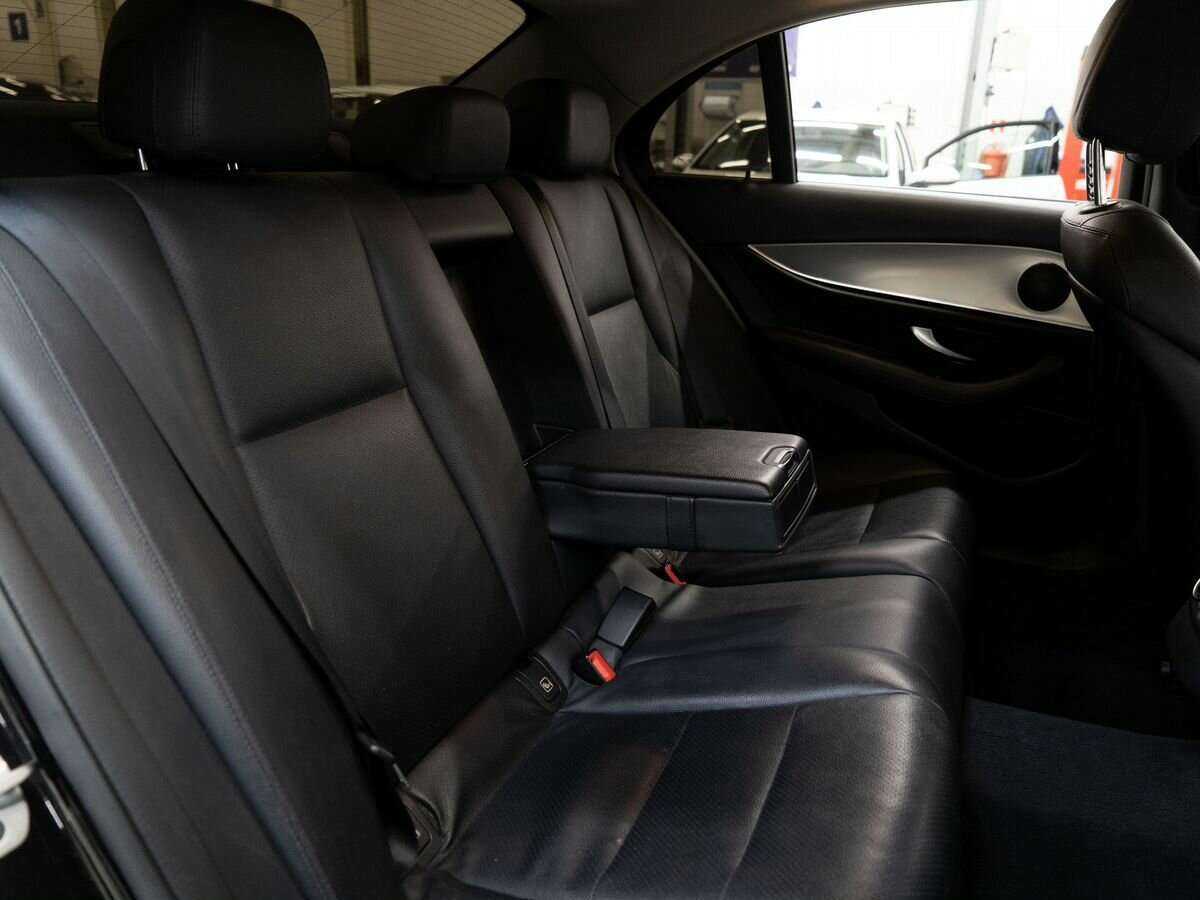 Mercedes-Benz E-Класс с пробегом — 2019 год. Фото: #9