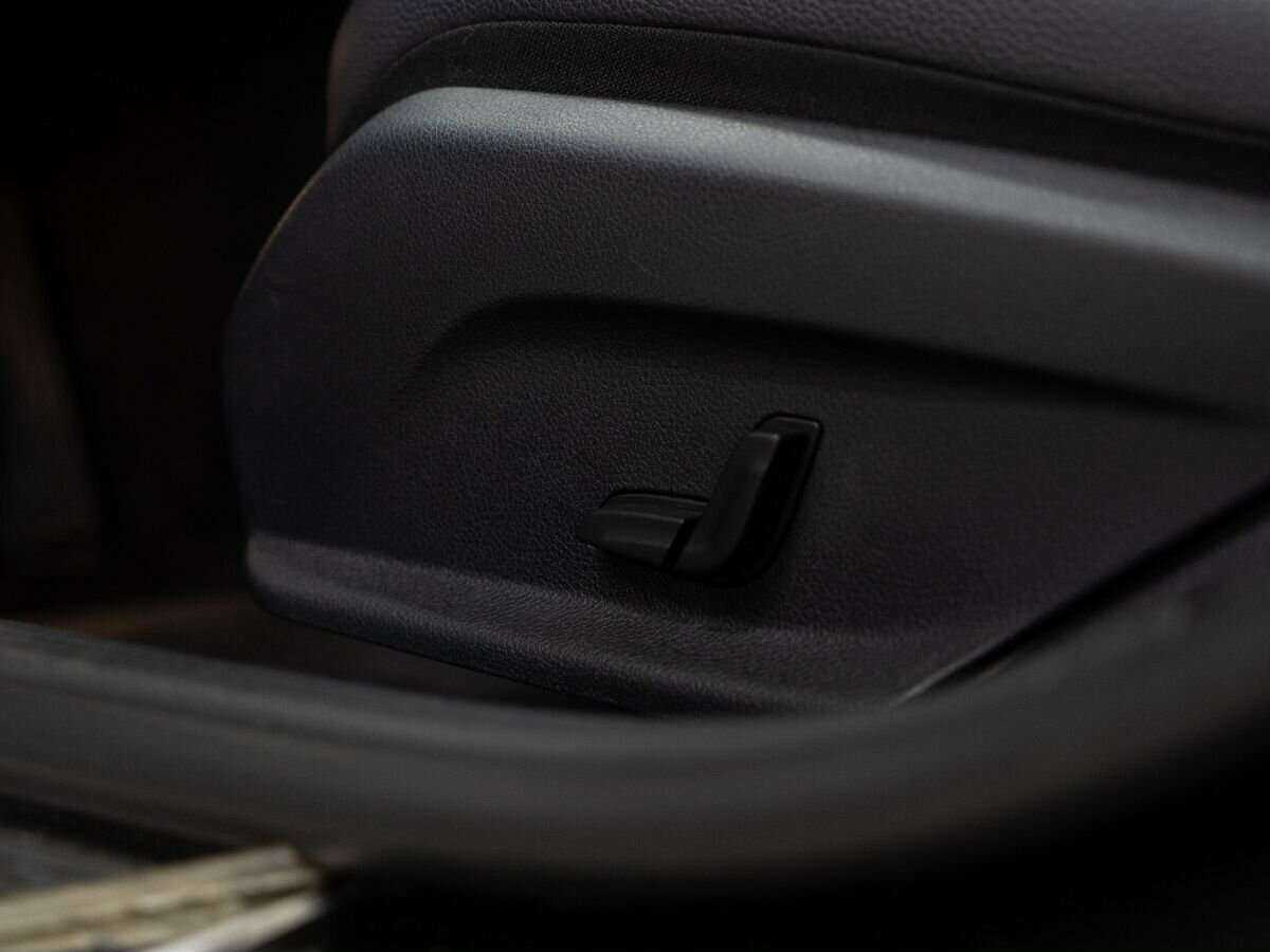 Mercedes-Benz E-Класс с пробегом — 2019 год. Фото: #19