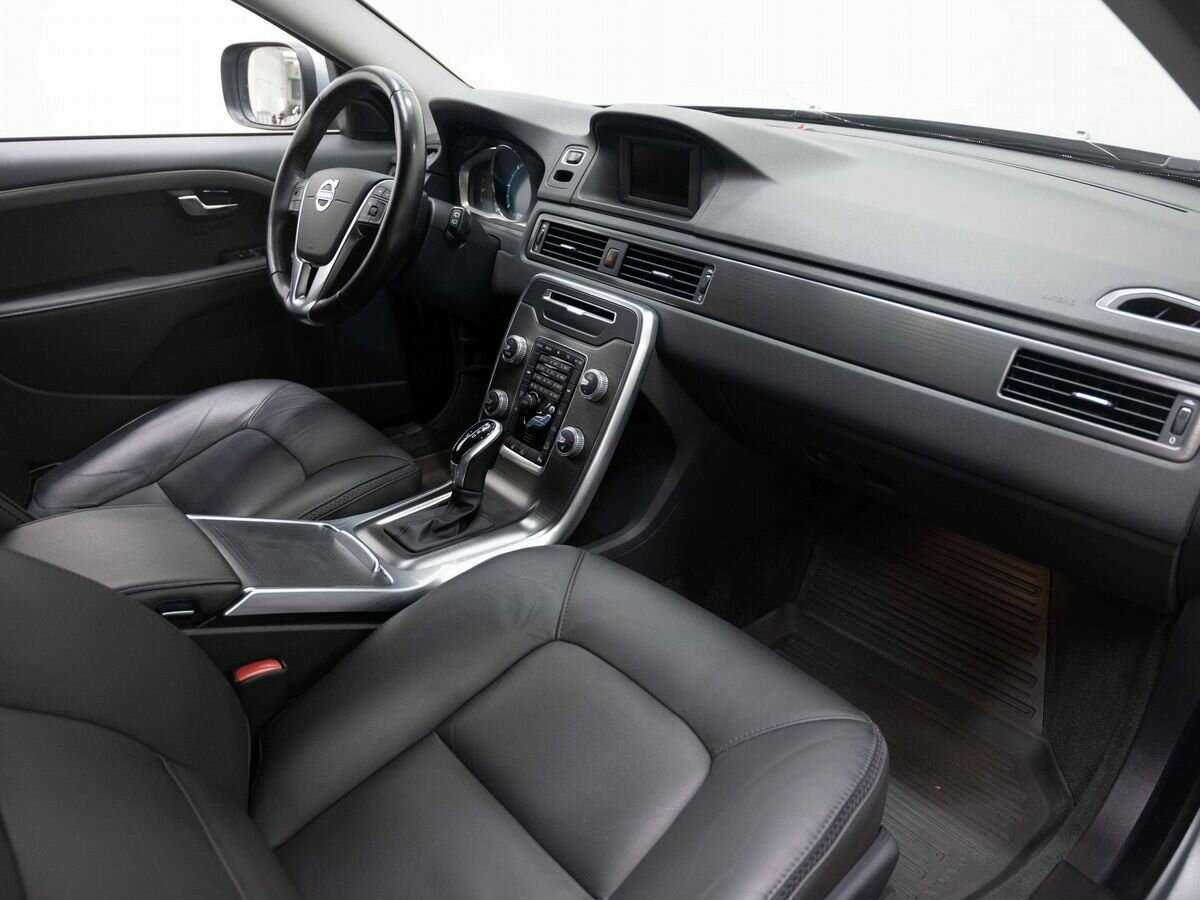 Volvo XC70 с пробегом — 2016 год. Фото: #7