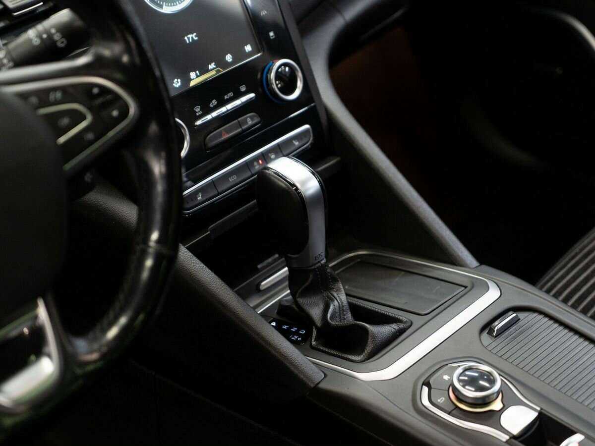 Renault Talisman с пробегом — 2016 год. Фото: #11