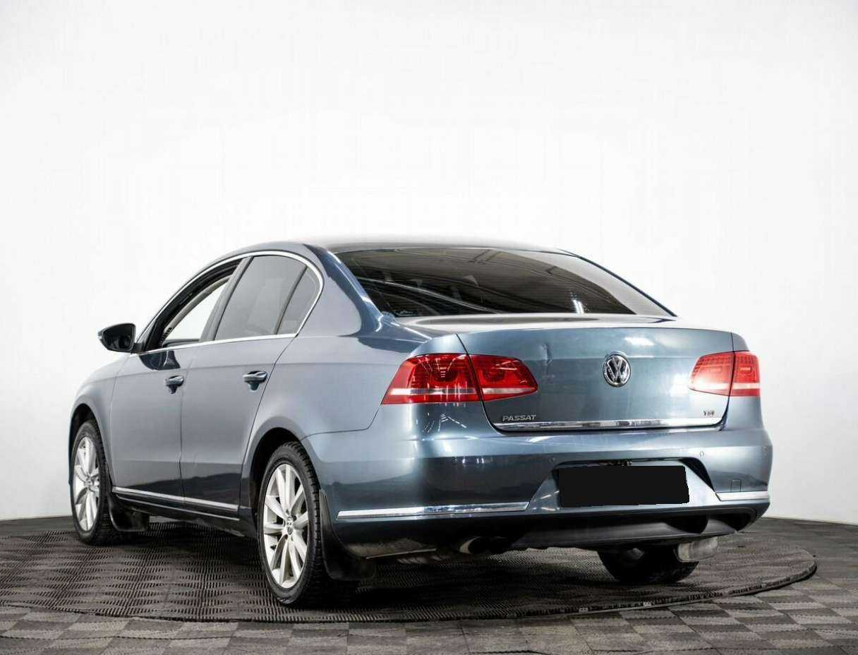 Volkswagen Passat с пробегом — 2011 год. Фото: #3