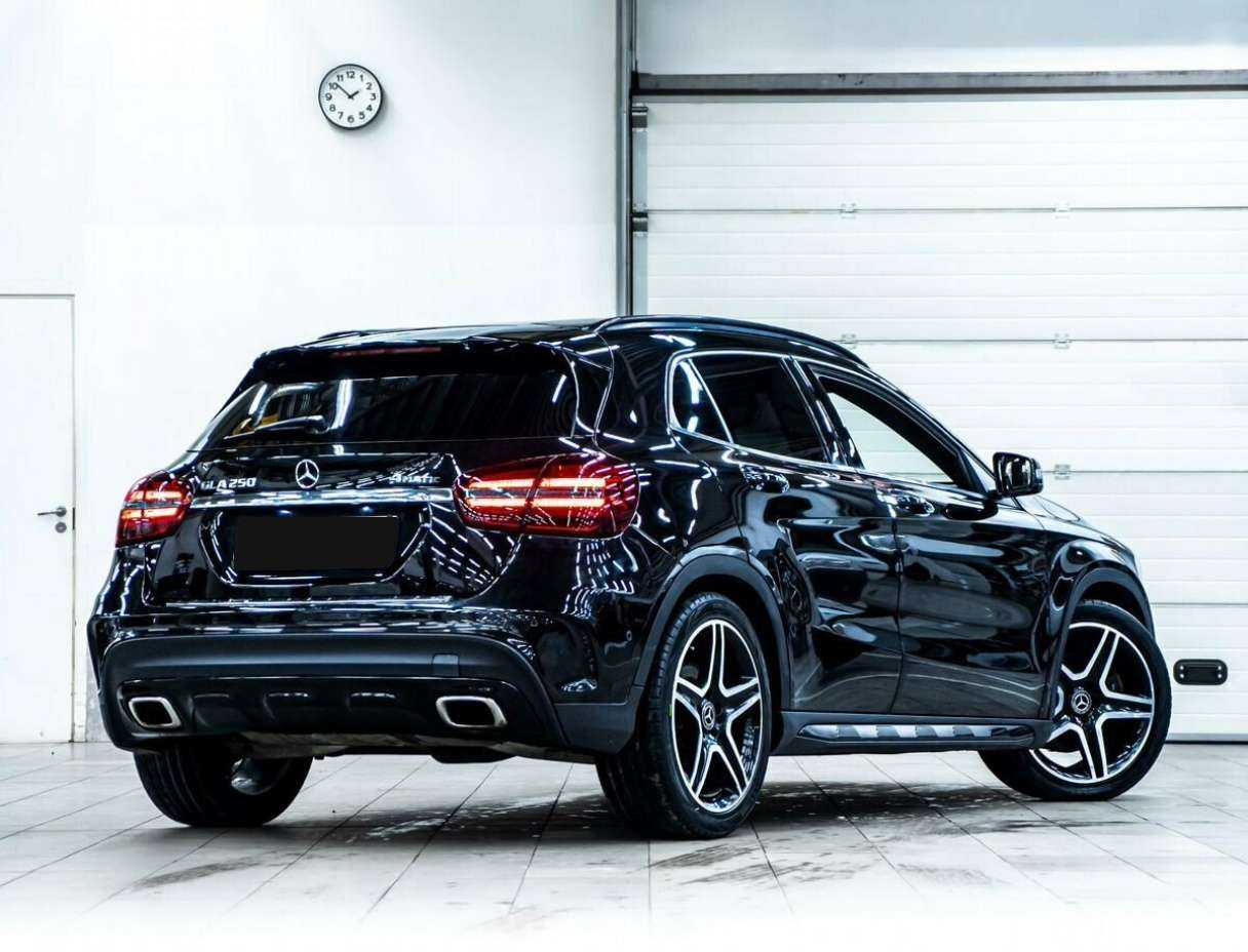 Mercedes-Benz GLA с пробегом — 2017 год. Фото: #3
