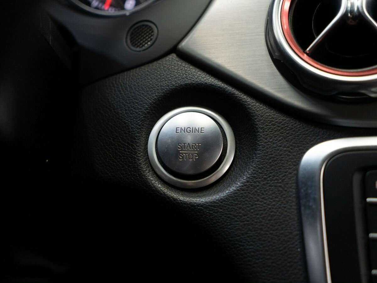 Mercedes-Benz GLA с пробегом — 2017 год. Фото: #12