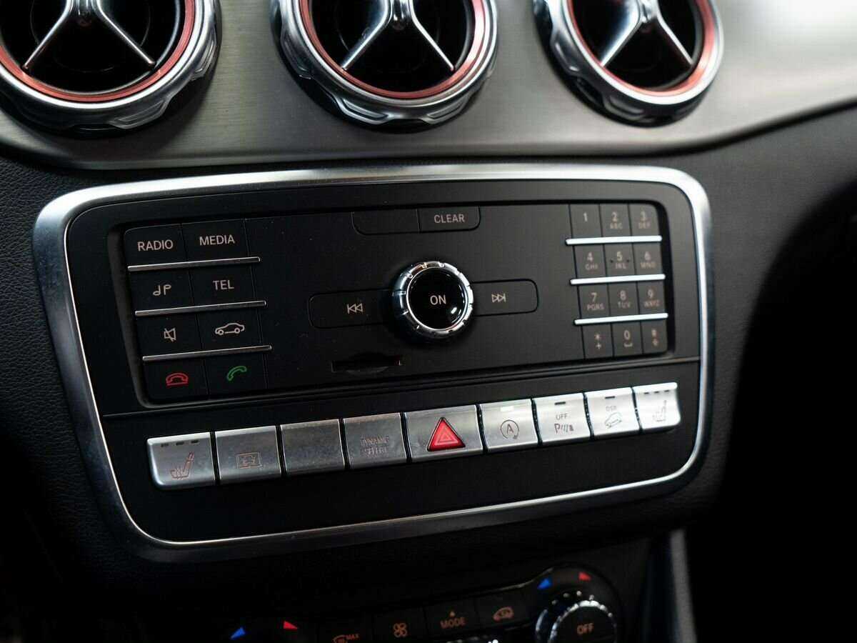 Mercedes-Benz GLA с пробегом — 2017 год. Фото: #16