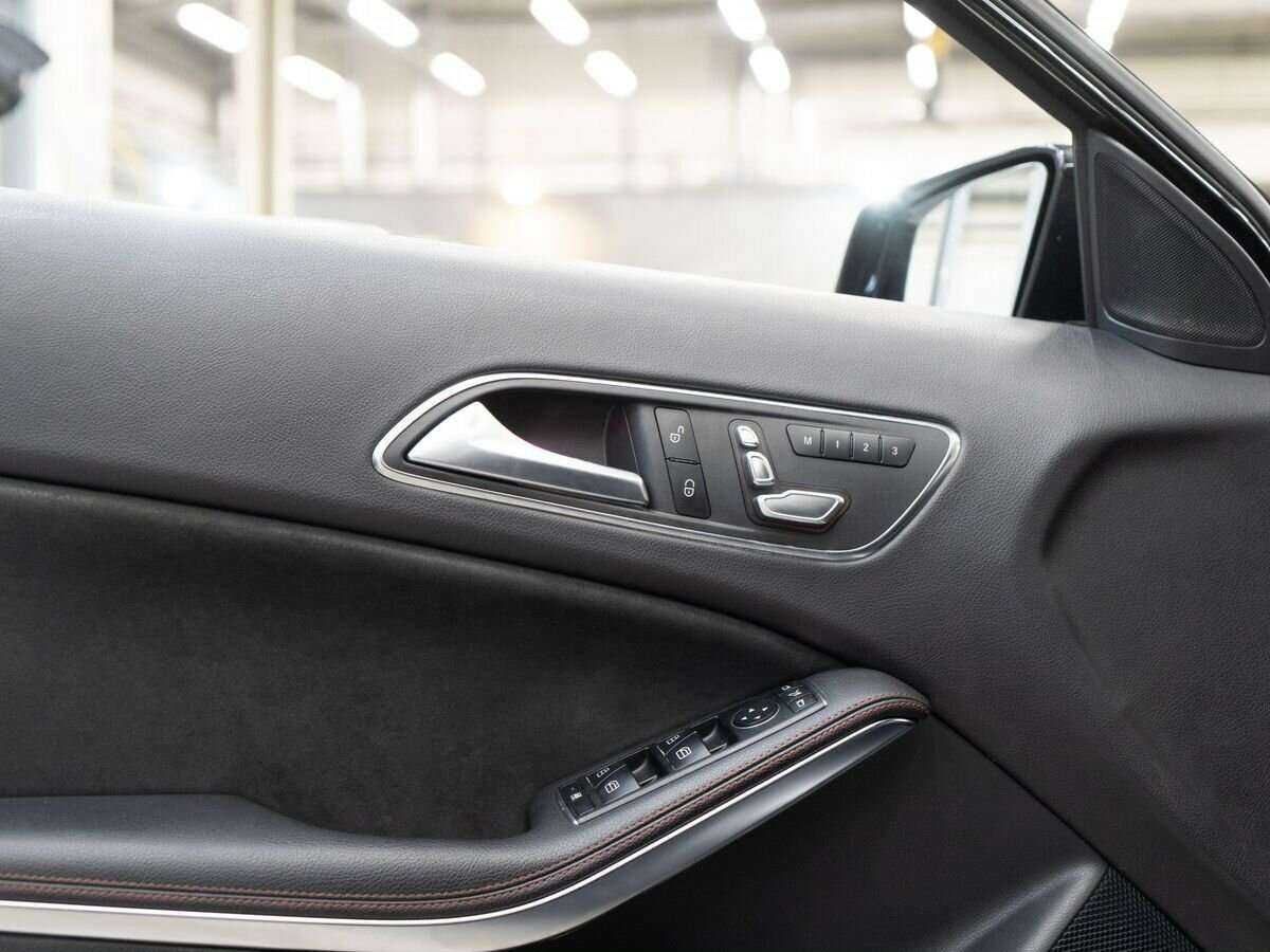 Mercedes-Benz GLA с пробегом — 2017 год. Фото: #19