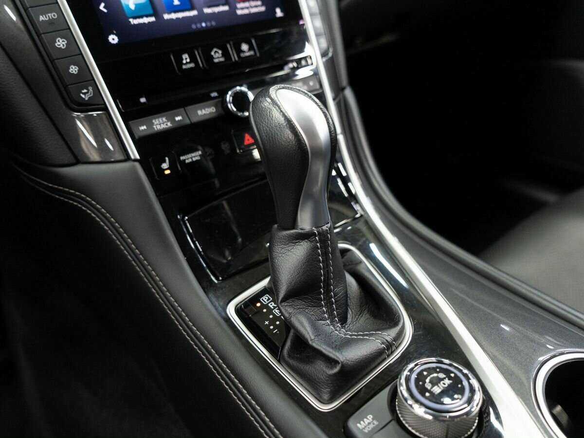 Infiniti Q50 с пробегом — 2016 год. Фото: #12