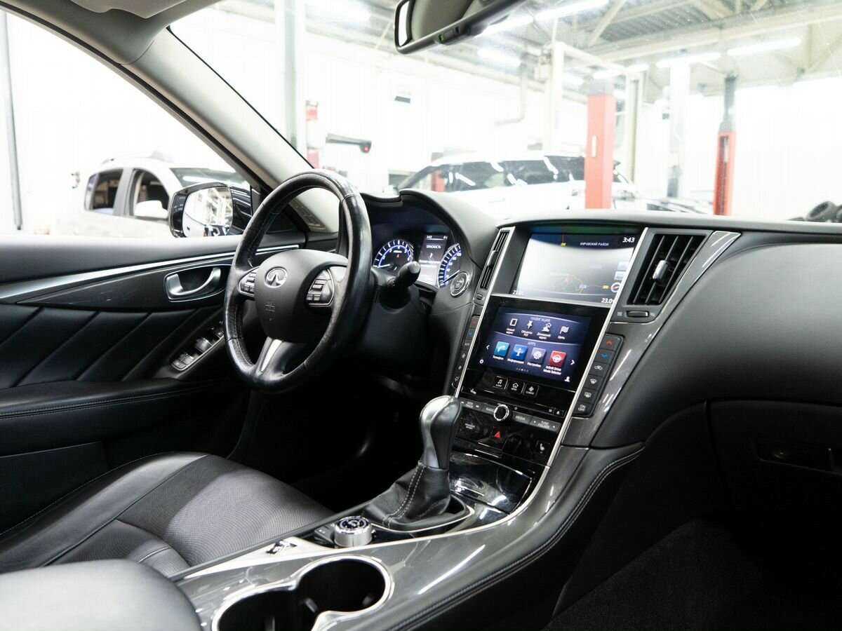 Infiniti Q50 с пробегом — 2016 год. Фото: #15
