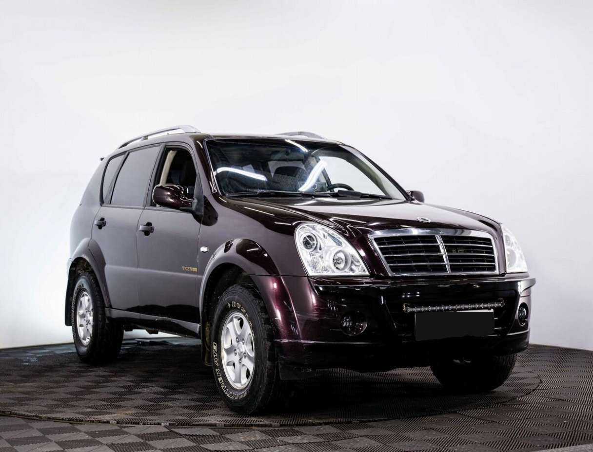 SsangYong Rexton с пробегом — 2010 год. Фото: #2