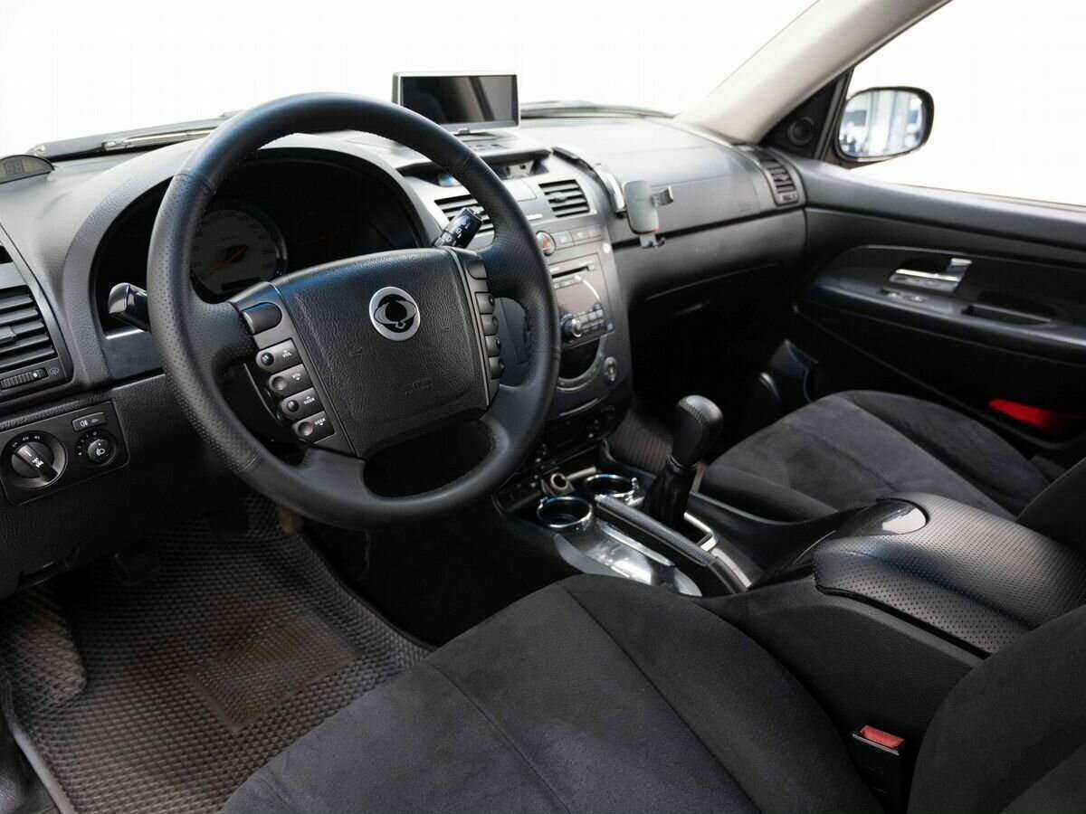 SsangYong Rexton с пробегом — 2010 год. Фото: #6