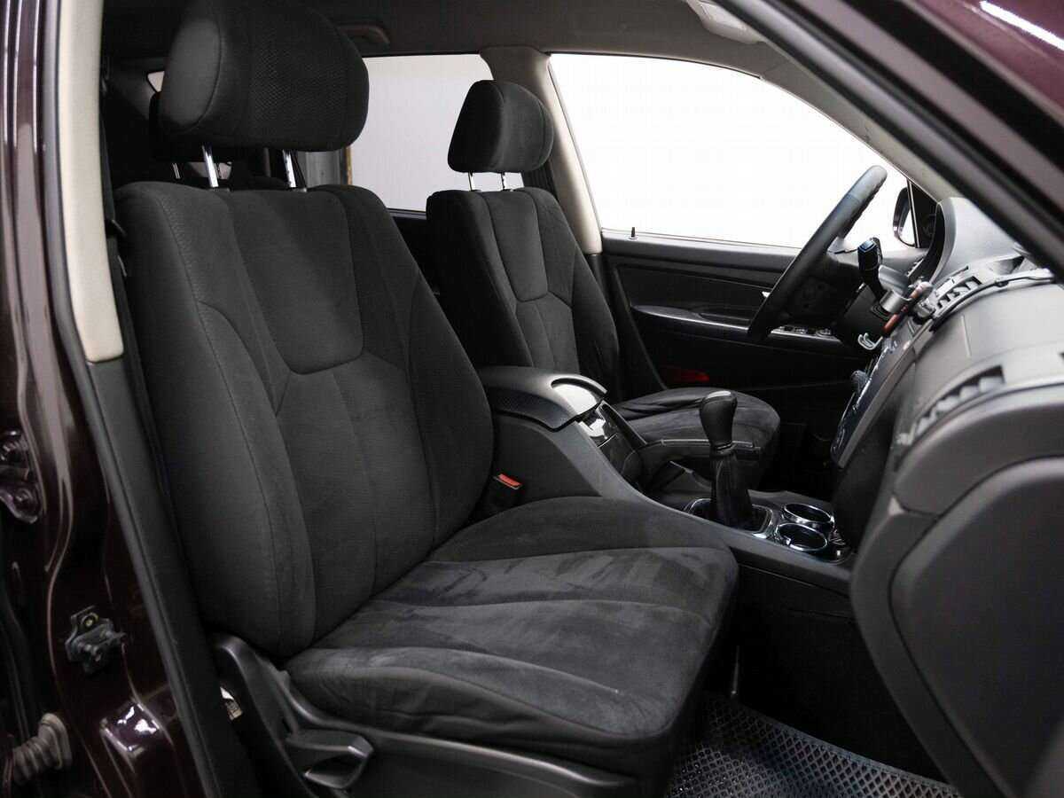 SsangYong Rexton с пробегом — 2010 год. Фото: #11