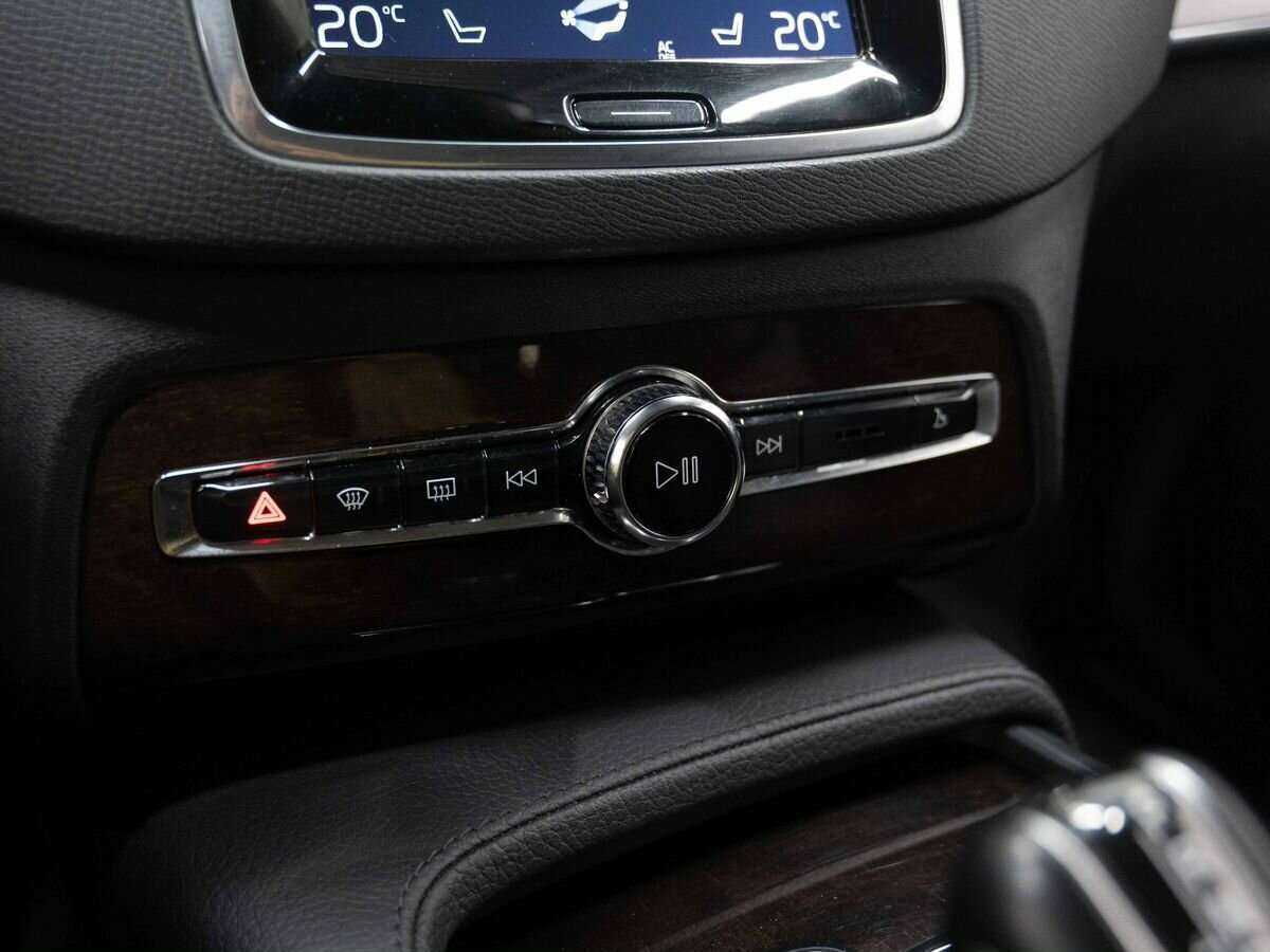 Volvo XC90 с пробегом — 2016 год. Фото: #23